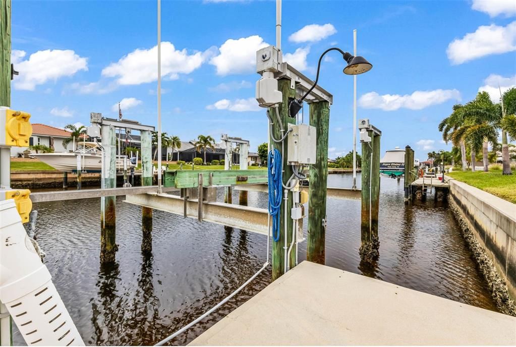 For Sale: $1,194,000 (3 beds, 2 baths, 2675 Square Feet)