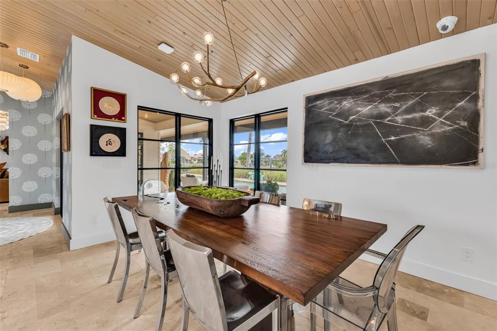 For Sale: $1,194,000 (3 beds, 2 baths, 2675 Square Feet)