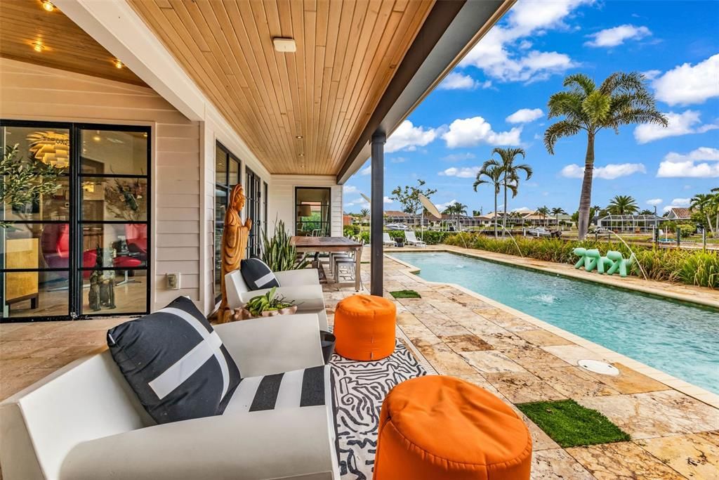 For Sale: $1,194,000 (3 beds, 2 baths, 2675 Square Feet)