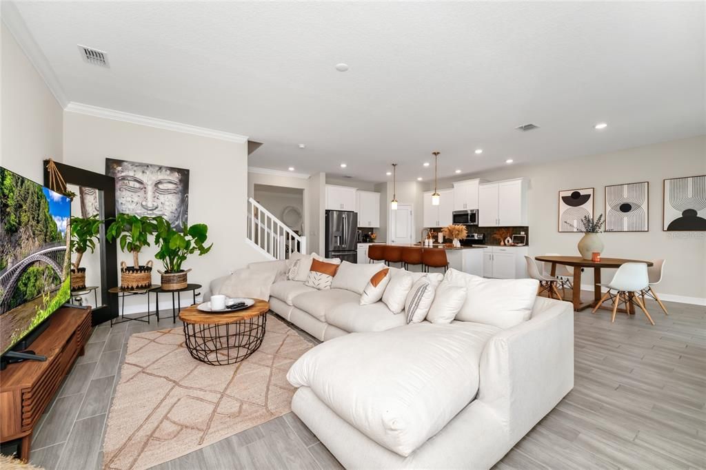 На продажу: $625,000 (5 спален, 3 ванн, 3359 Квадратных фут)