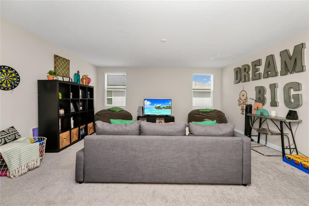 На продажу: $625,000 (5 спален, 3 ванн, 3359 Квадратных фут)