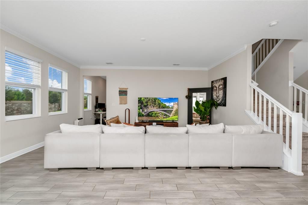 На продажу: $625,000 (5 спален, 3 ванн, 3359 Квадратных фут)