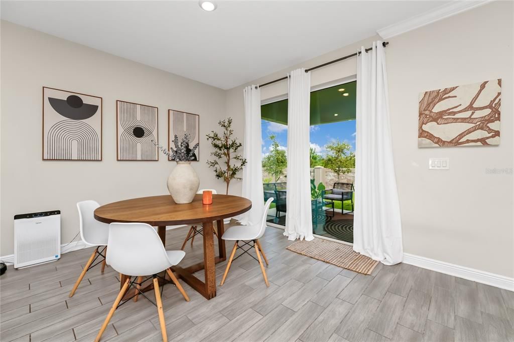 На продажу: $625,000 (5 спален, 3 ванн, 3359 Квадратных фут)