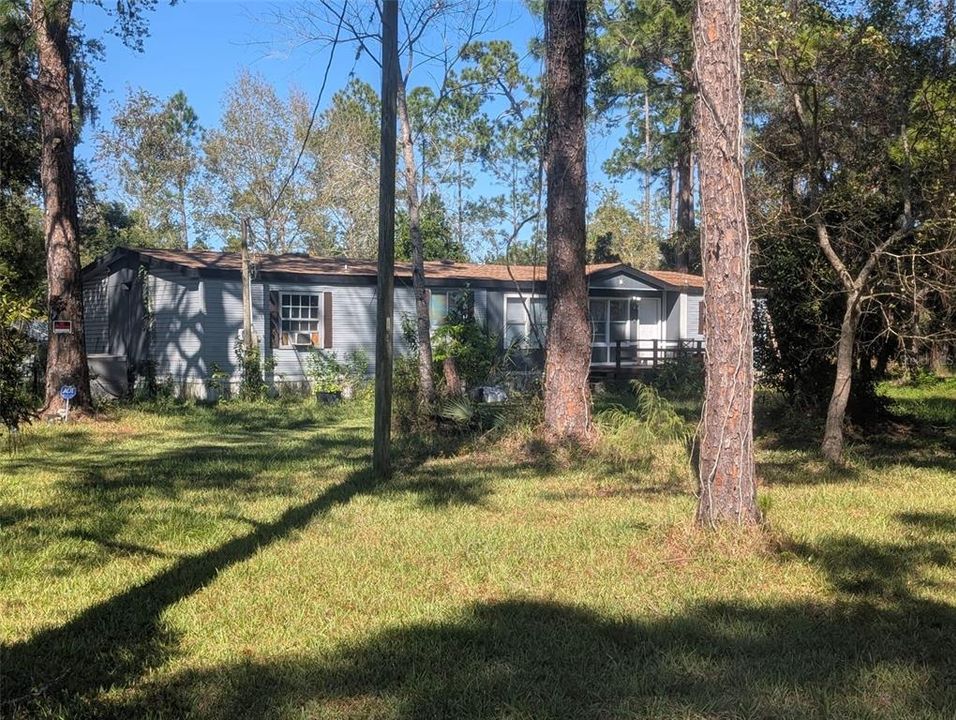 For Sale: $410,000 (4 beds, 2 baths, 1904 Square Feet)