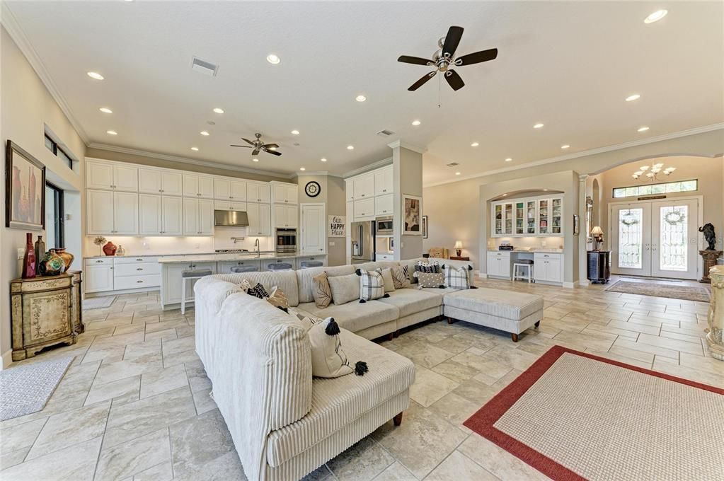 For Sale: $1,075,000 (3 beds, 3 baths, 2862 Square Feet)