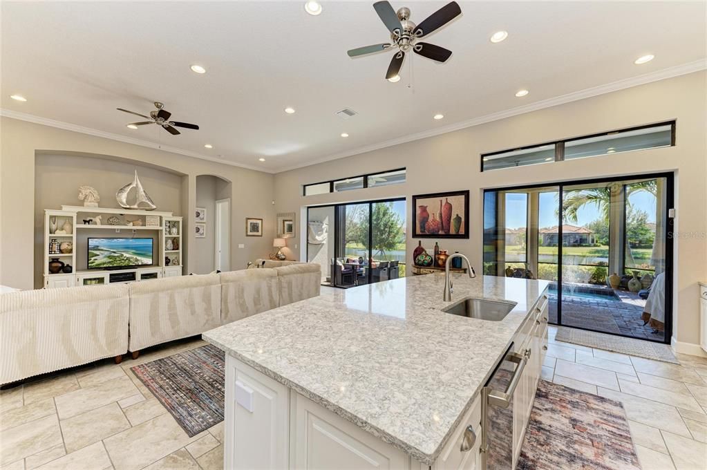 For Sale: $1,075,000 (3 beds, 3 baths, 2862 Square Feet)