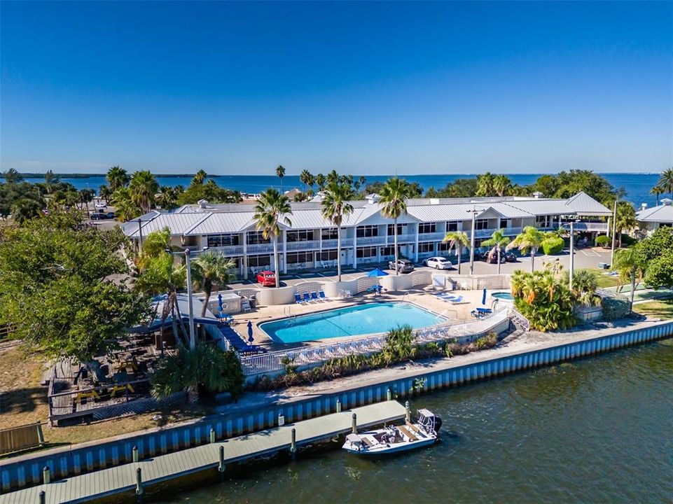 For Sale: $141,000 (1 beds, 1 baths, 445 Square Feet)