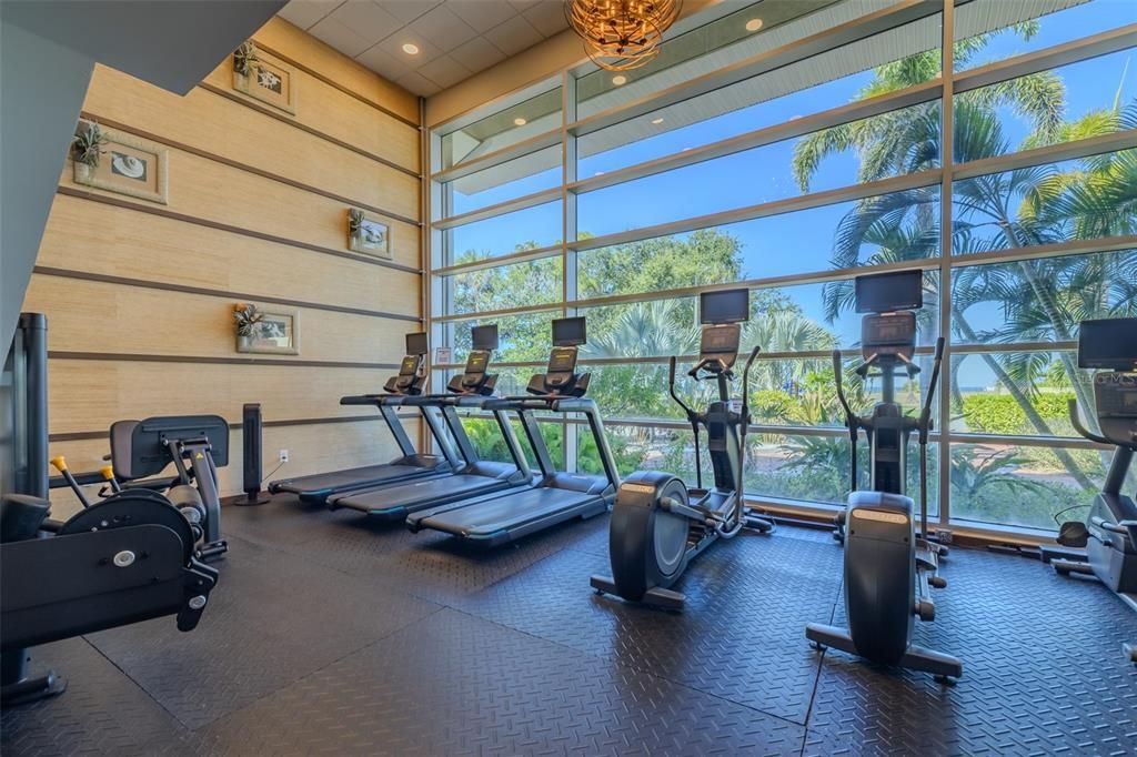 For Sale: $141,000 (1 beds, 1 baths, 445 Square Feet)