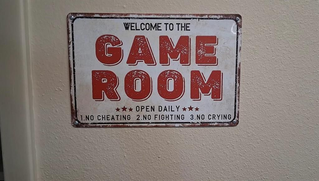 For Sale: $141,000 (1 beds, 1 baths, 445 Square Feet)