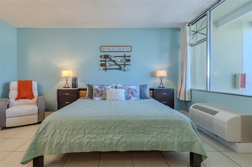 For Sale: $141,000 (1 beds, 1 baths, 445 Square Feet)