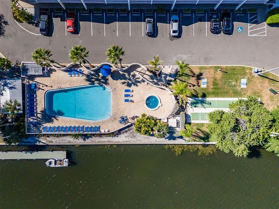 For Sale: $141,000 (1 beds, 1 baths, 445 Square Feet)