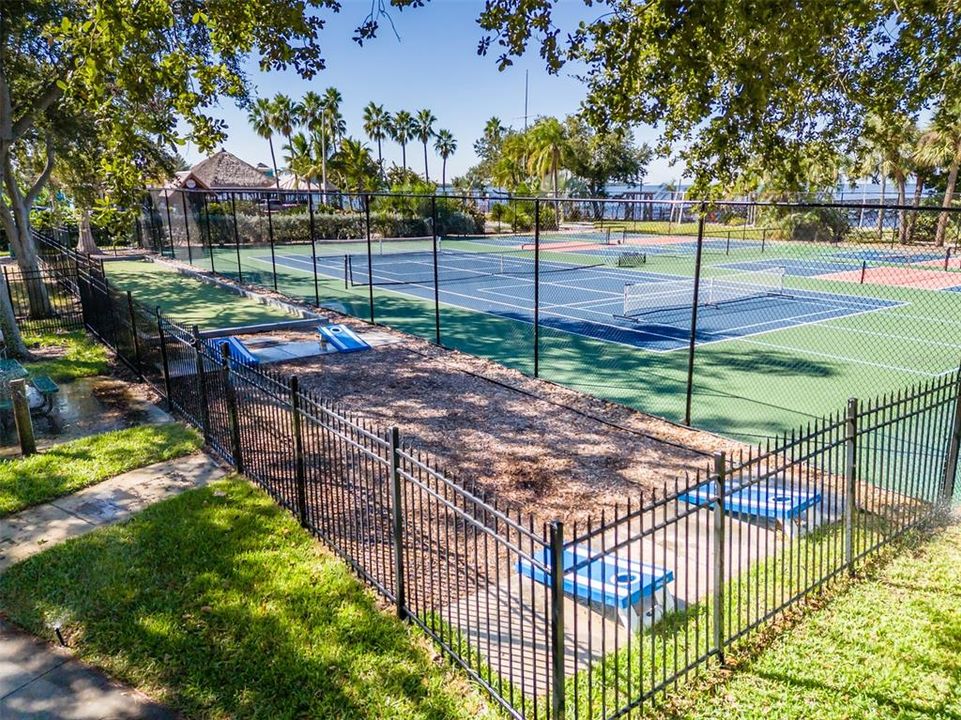 For Sale: $141,000 (1 beds, 1 baths, 445 Square Feet)