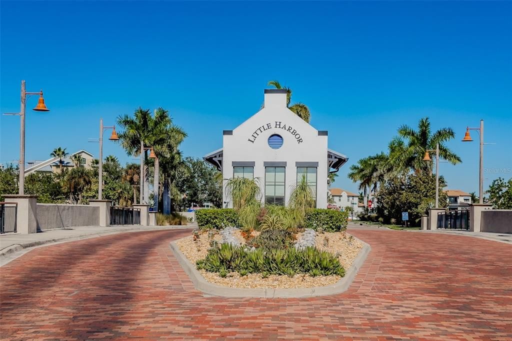 For Sale: $141,000 (1 beds, 1 baths, 445 Square Feet)