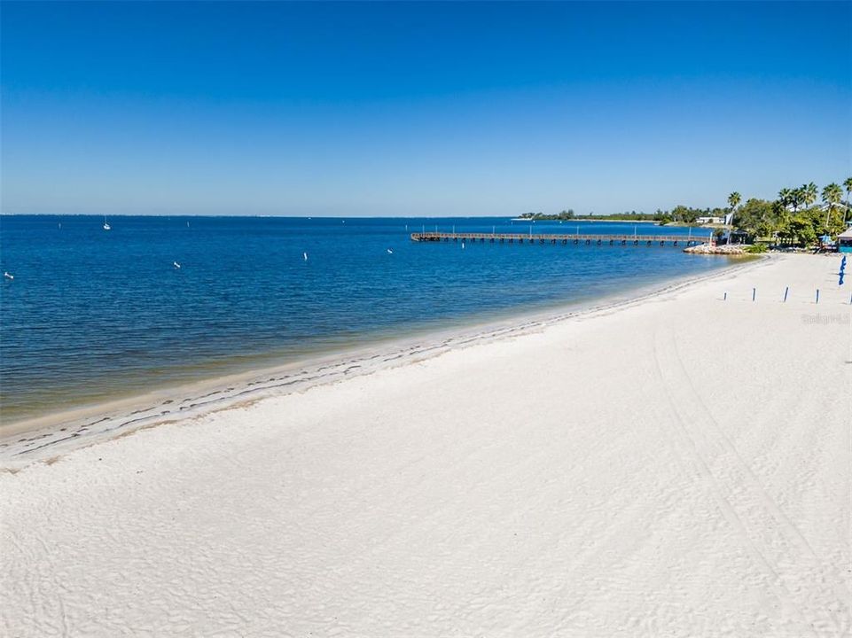 For Sale: $141,000 (1 beds, 1 baths, 445 Square Feet)