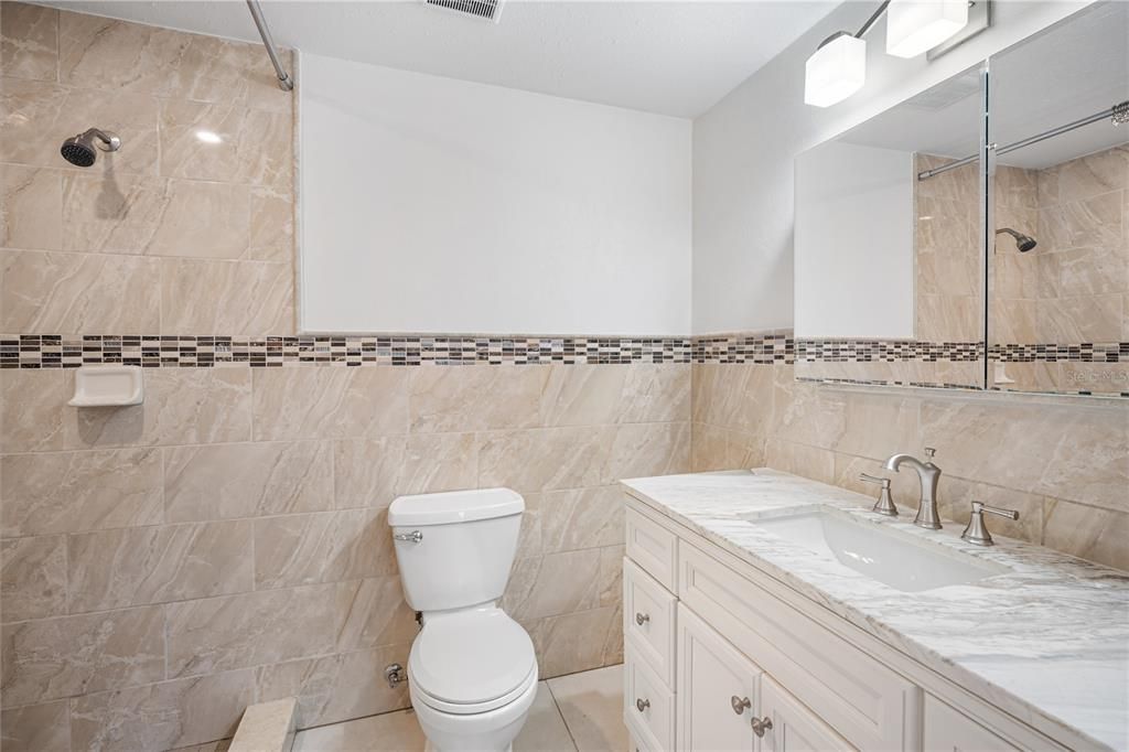 出租: $2,500 (3 贝兹, 2 浴室, 1062 平方英尺)