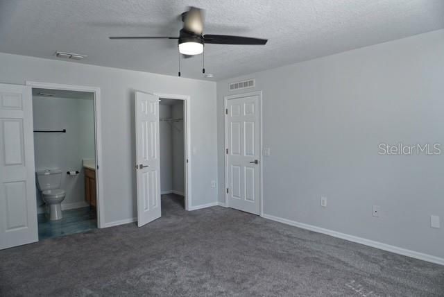 出租: $3,600 (6 贝兹, 4 浴室, 3948 平方英尺)