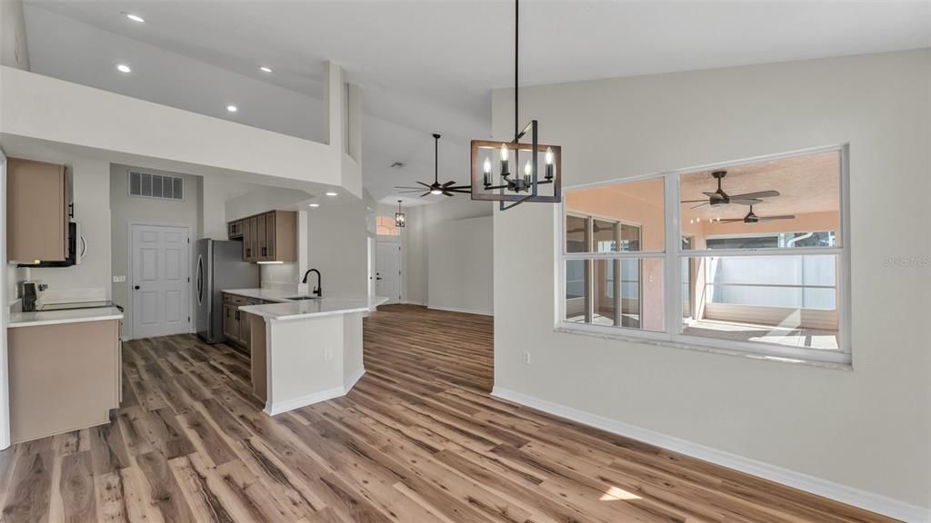 待售: $349,900 (4 贝兹, 2 浴室, 1781 平方英尺)