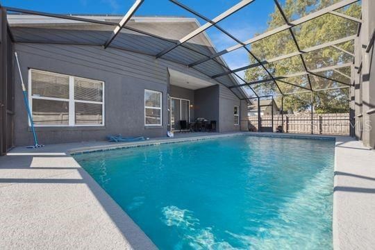 For Sale: $440,000 (3 beds, 2 baths, 1698 Square Feet)