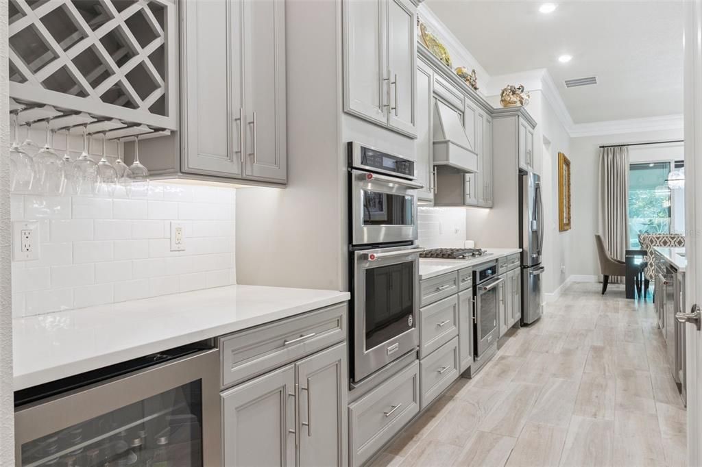 For Sale: $1,100,000 (3 beds, 3 baths, 3778 Square Feet)