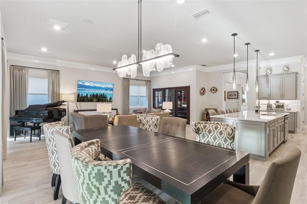 For Sale: $1,100,000 (3 beds, 3 baths, 3778 Square Feet)