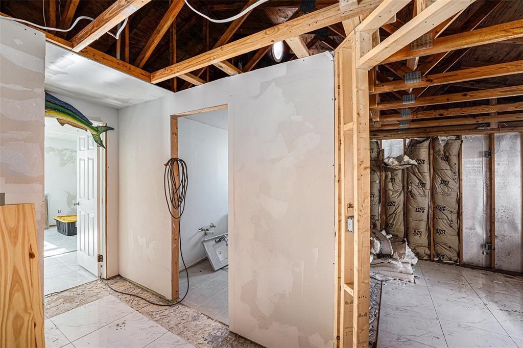 For Sale: $295,000 (3 beds, 2 baths, 1274 Square Feet)