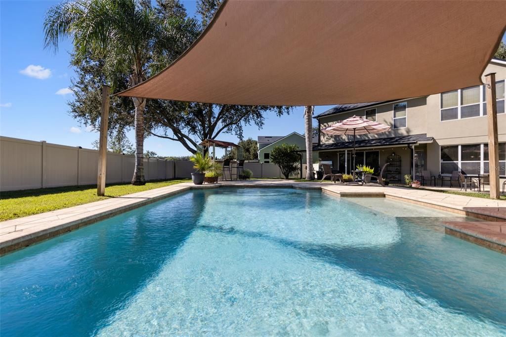 Active With Contract: $440,000 (4 beds, 2 baths, 2520 Square Feet)