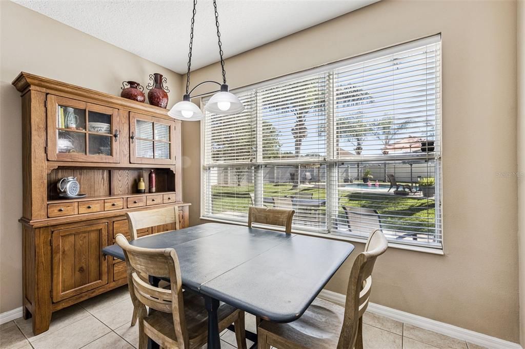 Active With Contract: $440,000 (4 beds, 2 baths, 2520 Square Feet)