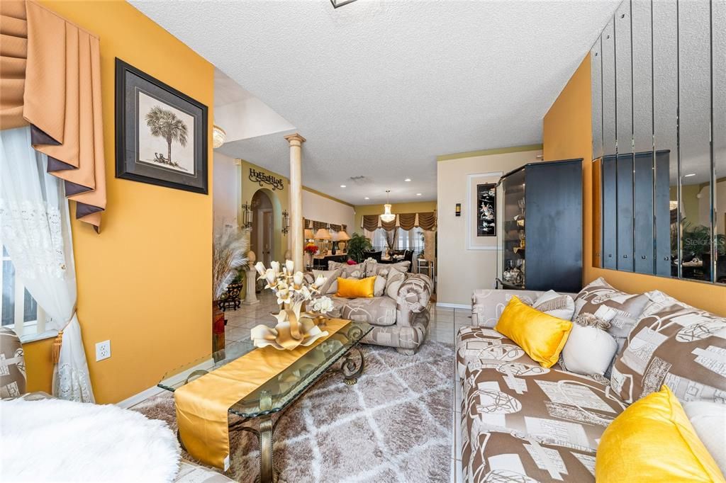 На продажу: $410,000 (4 спален, 3 ванн, 2308 Квадратных фут)