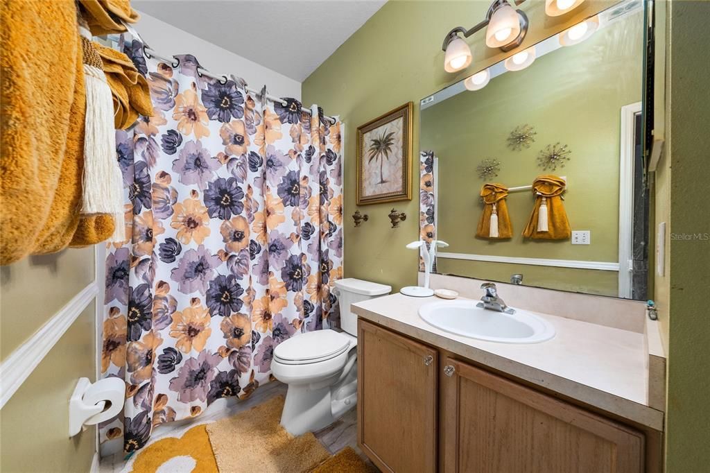 На продажу: $410,000 (4 спален, 3 ванн, 2308 Квадратных фут)