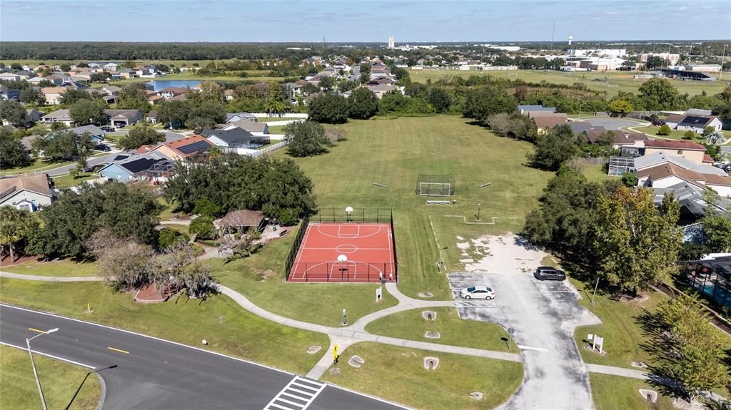 На продажу: $410,000 (4 спален, 3 ванн, 2308 Квадратных фут)