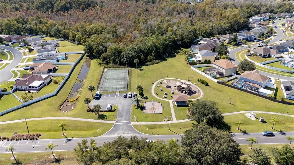 На продажу: $410,000 (4 спален, 3 ванн, 2308 Квадратных фут)