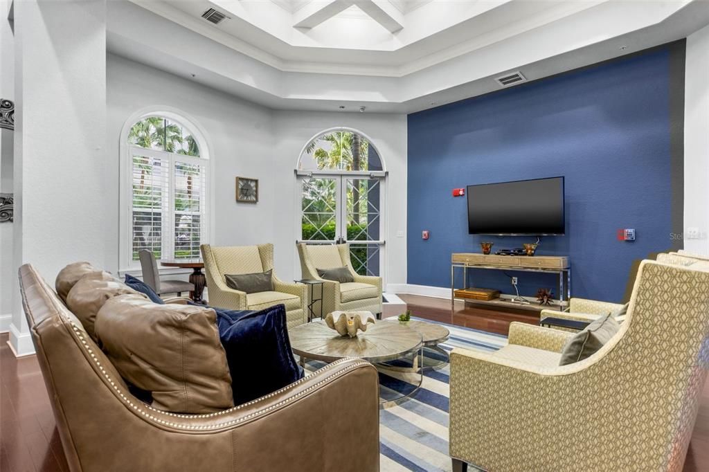 For Sale: $910,000 (3 beds, 2 baths, 1332 Square Feet)