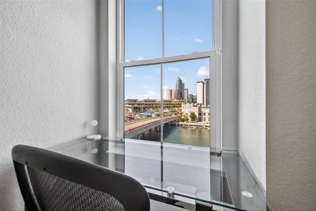 For Sale: $910,000 (3 beds, 2 baths, 1332 Square Feet)