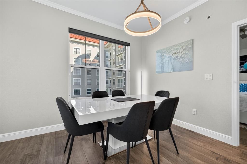 For Sale: $910,000 (3 beds, 2 baths, 1332 Square Feet)