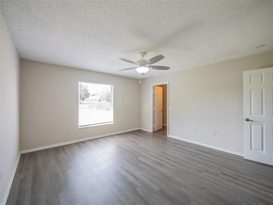 For Sale: $490,000 (5 beds, 0 baths, 2484 Square Feet)