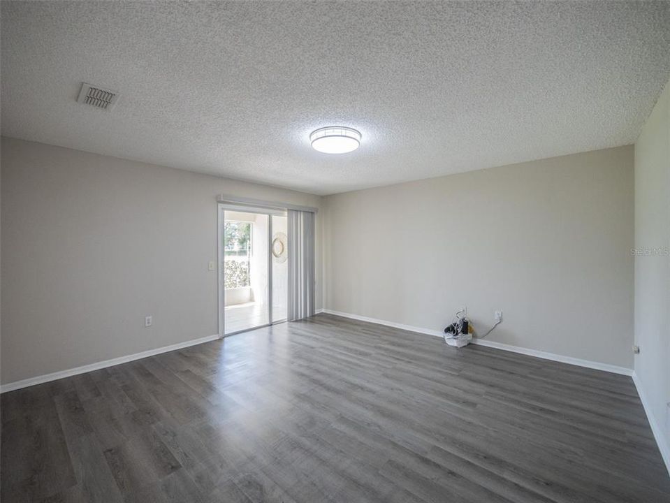 For Sale: $490,000 (5 beds, 0 baths, 2484 Square Feet)