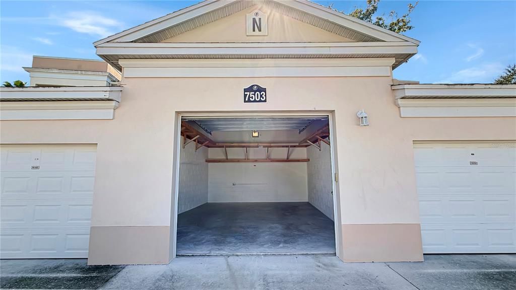 Под контрактом: $299,000 (3 спален, 2 ванн, 1419 Квадратных фут)