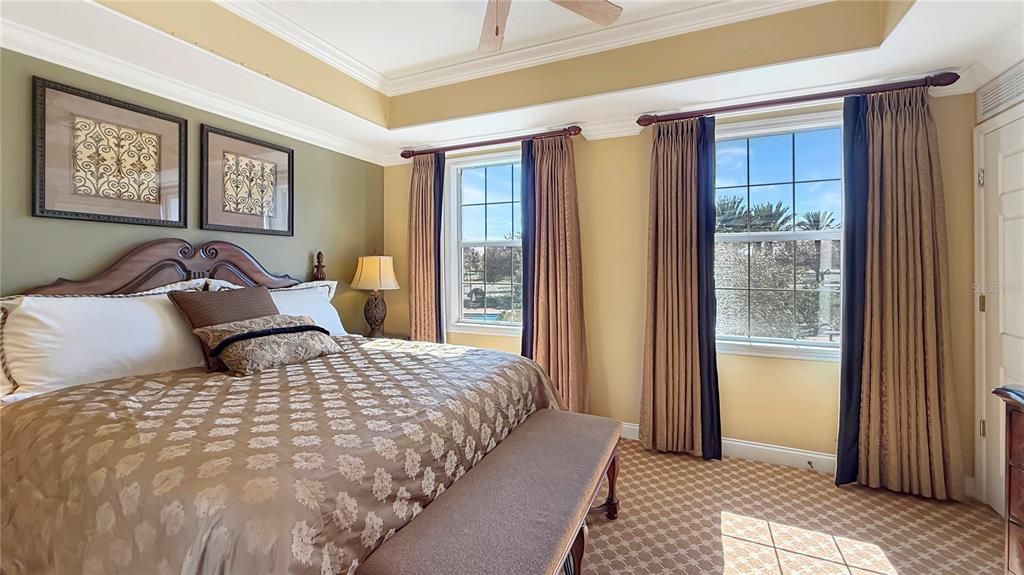 Под контрактом: $299,000 (3 спален, 2 ванн, 1419 Квадратных фут)