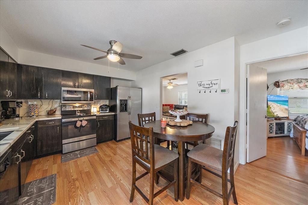 For Sale: $370,000 (3 beds, 2 baths, 1120 Square Feet)