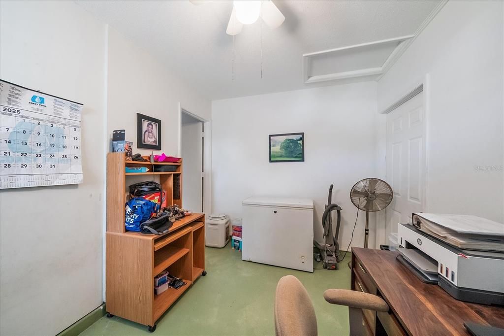 For Sale: $370,000 (3 beds, 2 baths, 1120 Square Feet)