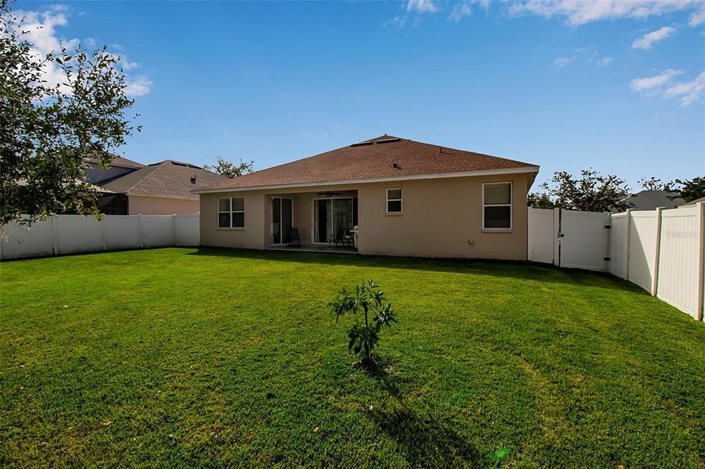 For Sale: $489,900 (4 beds, 3 baths, 2289 Square Feet)