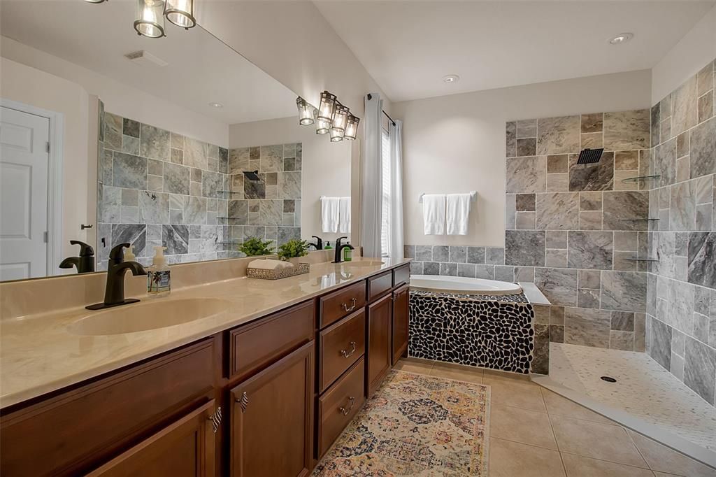 For Sale: $489,900 (4 beds, 3 baths, 2289 Square Feet)