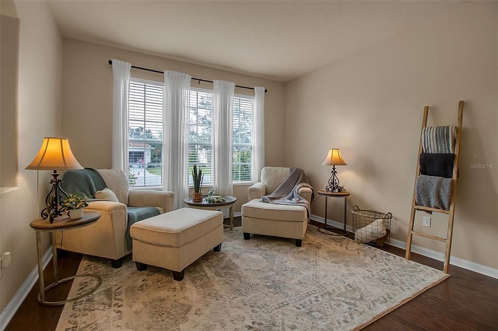 For Sale: $489,900 (4 beds, 3 baths, 2289 Square Feet)