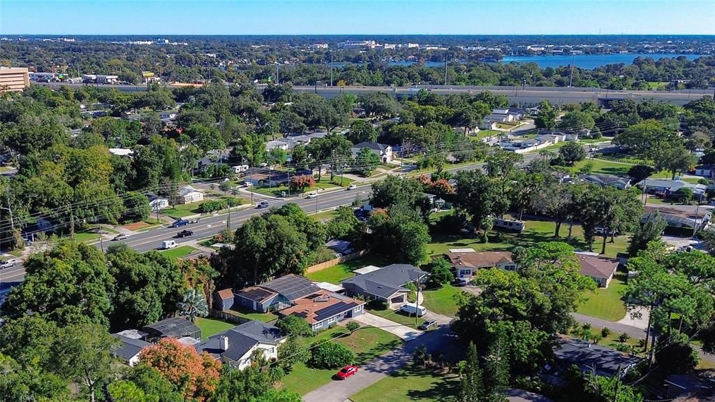 Activo con contrato: $549,000 (4 camas, 3 baños, 2421 Pies cuadrados)