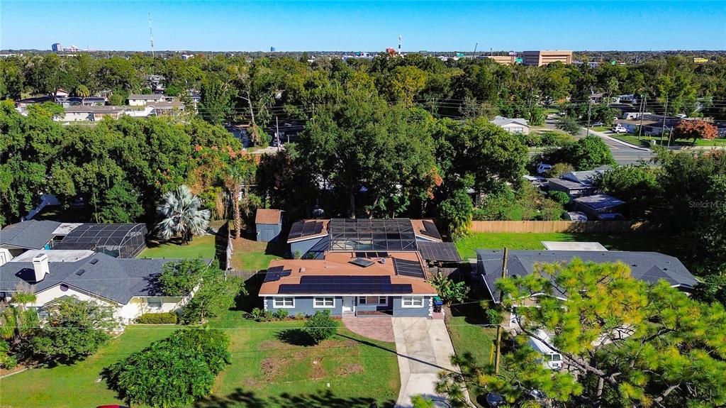 Activo con contrato: $549,000 (4 camas, 3 baños, 2421 Pies cuadrados)