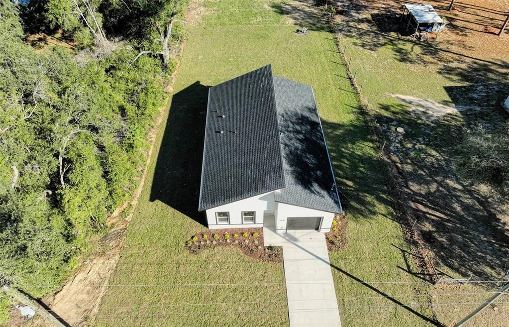 For Sale: $270,000 (3 beds, 2 baths, 1352 Square Feet)