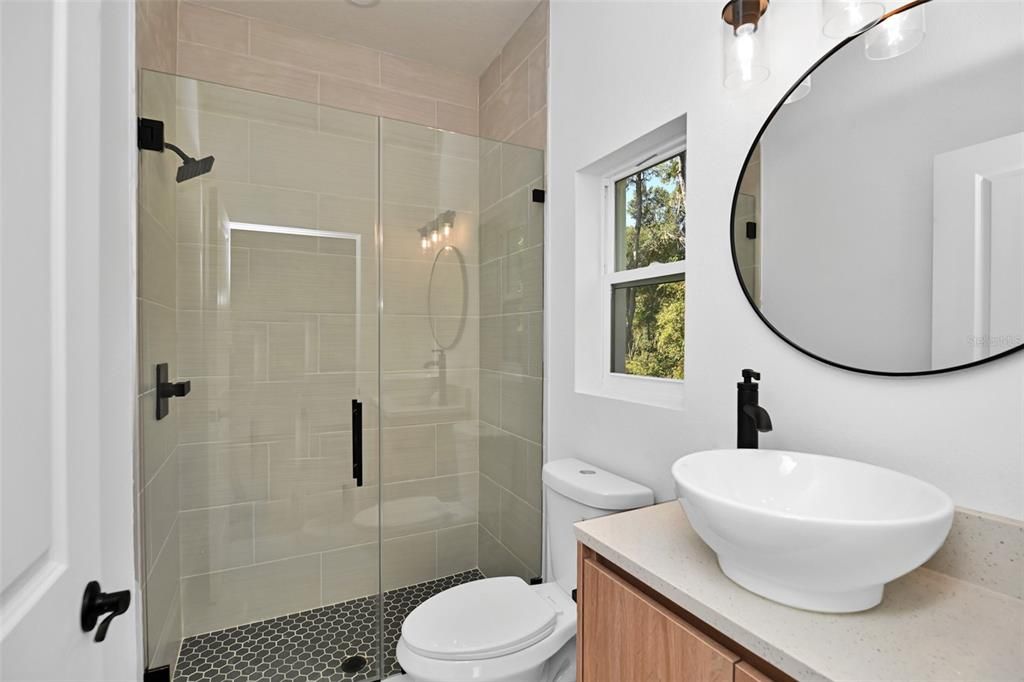 For Sale: $270,000 (3 beds, 2 baths, 1352 Square Feet)