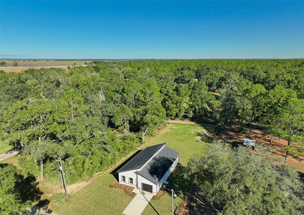 For Sale: $270,000 (3 beds, 2 baths, 1352 Square Feet)