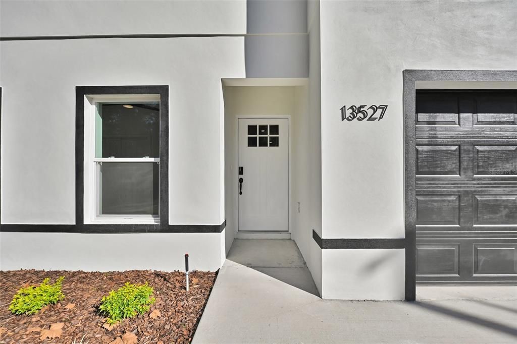 For Sale: $270,000 (3 beds, 2 baths, 1352 Square Feet)