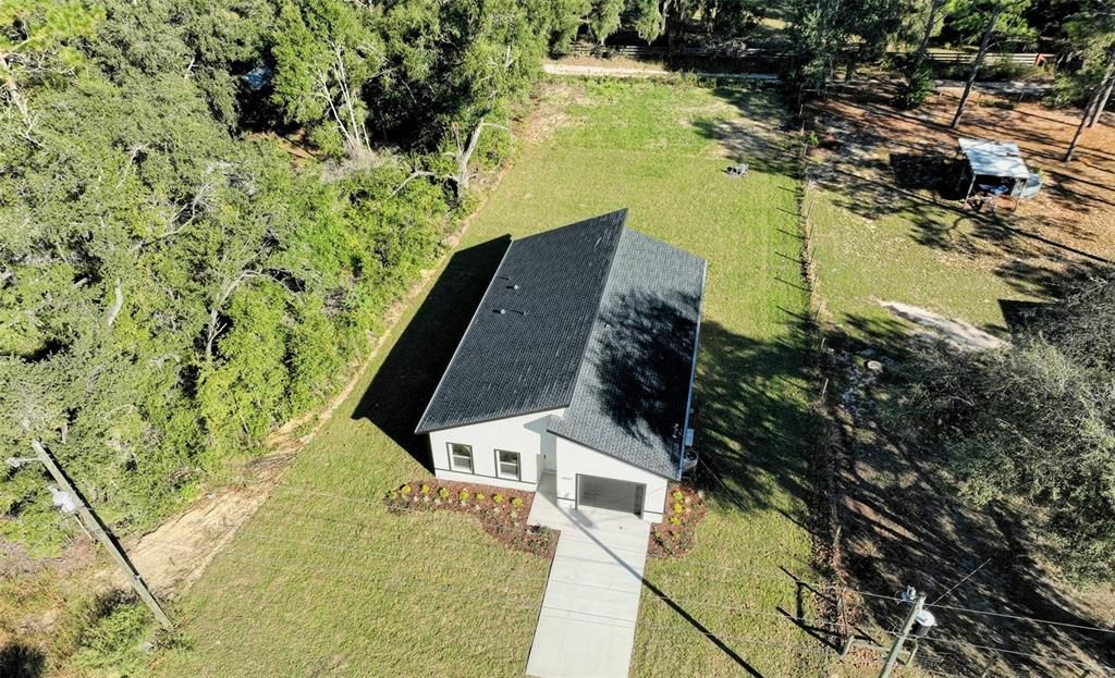 For Sale: $270,000 (3 beds, 2 baths, 1352 Square Feet)